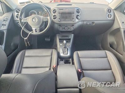 Zdjęcie 8 z 14 samochodu: 2015 VOLKSWAGEN TIGUAN S VIN:WVGBV7AX7FW583943 - miniatura