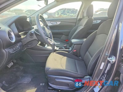 Zdjęcie 7 z 12 samochodu: 2024 KIA FORTE LXS VIN:3KPF24AD9RE716316 - miniatura