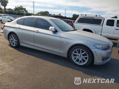 Czwarte zdjęcie samochodu z boku: 2011 BMW 528 I VIN:WBAFR1C57BC740446 - miniatura