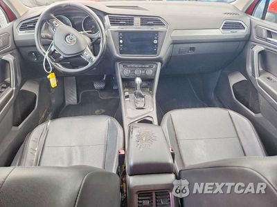 Zdjęcie 8 z 13 samochodu: 2018 VOLKSWAGEN TIGUAN SE VIN:3VV3B7AXXJM184374 - miniatura