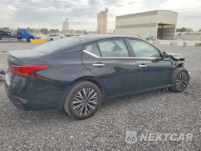 Trzecie zdjęcie samochodu z tyłu: 2025 NISSAN ALTIMA SV VIN:1N4BL4DVXSN306759 - miniatura