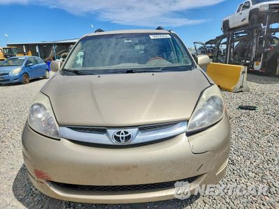 Piąte zdjęcie samochodu w środku: 2006 TOYOTA SIENNA XLE VIN:5TDBA22C66S076952 - miniatura