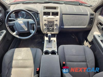 Zdjęcie 8 z 12 samochodu: 2010 FORD ESCAPE XLT VIN:1FMCU9DG8AKC92446 - miniatura