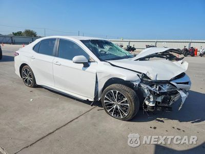 Czwarte zdjęcie samochodu z boku: 2020 TOYOTA CAMRY SE VIN:4T1G11AKXLU966317 - miniatura