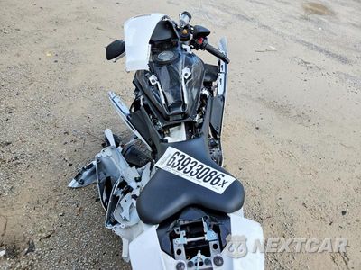 Zdjęcie 6 z 9 samochodu: 2023 YAMAHA YZFR7 VIN:JYARM38E5PA006731 - miniatura