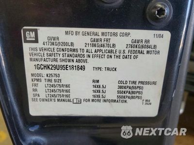 Zdjęcie 12 z 12 samochodu: 2005 CHEVROLET SILVERADO K2500 HEAVY DUTY VIN:1GCHK29U95E181849 - miniatura