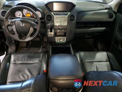 Zdjęcie 8 z 13 samochodu: 2011 HONDA PILOT TOURING VIN:5FNYF4H98BB028192 - miniatura