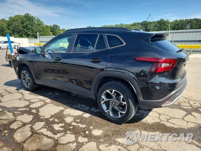 Drugie zdjęcie samochodu z przodu: 2025 CHEVROLET TRAX 1LT VIN:KL77LHEP7SC097660 - miniatura