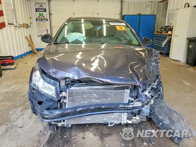 Piąte zdjęcie samochodu w środku: 2016 CHEVROLET CRUZE LIMITED LT VIN:1G1PE5SB1G7224688 - miniatura