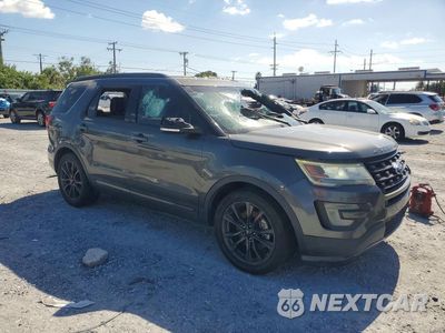 Czwarte zdjęcie samochodu z boku: 2017 FORD EXPLORER XLT VIN:1FM5K7D82HGA51152 - miniatura