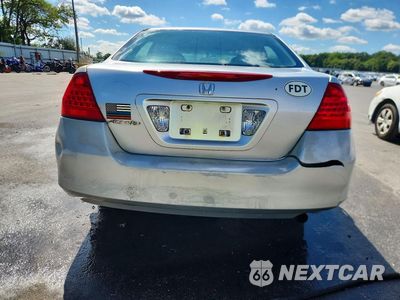 Zdjęcie 6 z 12 samochodu: 2007 HONDA ACCORD LX VIN:1HGCM56447A135187 - miniatura