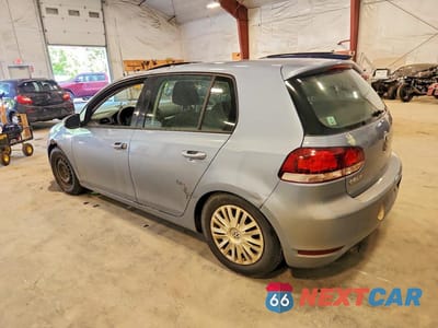 Drugie zdjęcie samochodu z przodu: 2011 VOLKSWAGEN GOLF VIN:WVWDA7AJ4BW029127 - miniatura