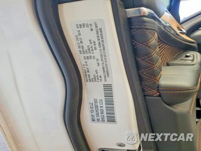 Zdjęcie 13 z 13 samochodu: 2025 JEEP GRAND CHEROKEE SUMMIT VIN:1C4RJHEG8S8718747 - miniatura