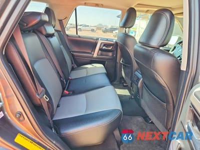 Zdjęcie 11 z 13 samochodu: 2018 TOYOTA 4RUNNER VIN:JTEBU5JR2J5524113 - miniatura