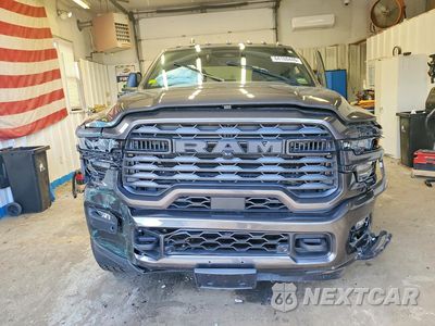 Piąte zdjęcie samochodu w środku: 2026 RAM 2500 BIG HORN VIN:3C6UR5DJ6TG189543 - miniatura