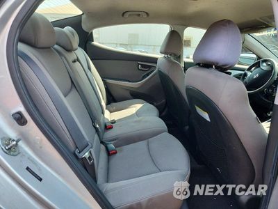 Zdjęcie 10 z 12 samochodu: 2013 HYUNDAI ELANTRA GLS VIN:5NPDH4AE4DH202845 - miniatura