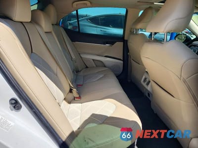Zdjęcie 10 z 12 samochodu: 2018 TOYOTA CAMRY HYBRID XLE VIN:4T1B21HK3JU508712 - miniatura