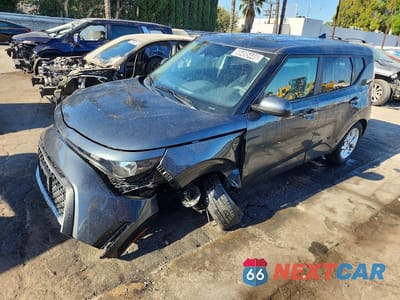 2025 KIA SOUL LX KNDJ23AU7S7263369 - główne zdjęcie licytacji z USA - miniatura