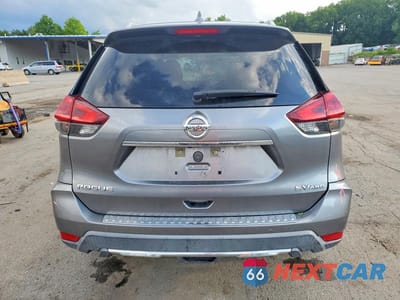 Zdjęcie 6 z 12 samochodu: 2018 NISSAN ROGUE SV VIN:KNMAT2MV1JP616005 - miniatura
