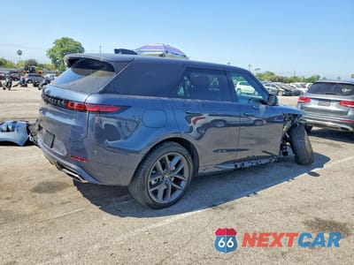 Trzecie zdjęcie samochodu z tyłu: 2025 LAND ROVER RANGE ROVER SPORT DYNAMIC SE VIN:SAL1L9E42SA479989 - miniatura