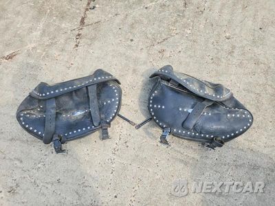 Zdjęcie 9 z 10 samochodu: 2002 HARLEY-DAVIDSON FLSTC VIN:1HD1BJY132Y071178 - miniatura