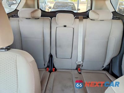 Zdjęcie 10 z 13 samochodu: 2017 FORD ESCAPE SE VIN:1FMCU0GD8HUC88201 - miniatura