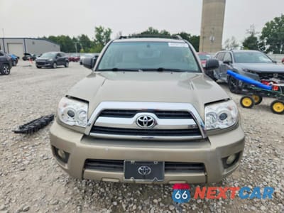 Piąte zdjęcie samochodu w środku: 2006 TOYOTA 4RUNNER SR5 VIN:JTEBU14R160092641 - miniatura