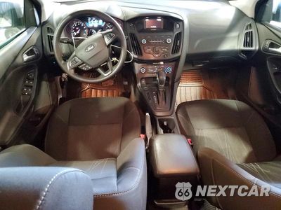 Zdjęcie 8 z 13 samochodu: 2018 FORD FOCUS SE VIN:1FADP3K23JL261996 - miniatura
