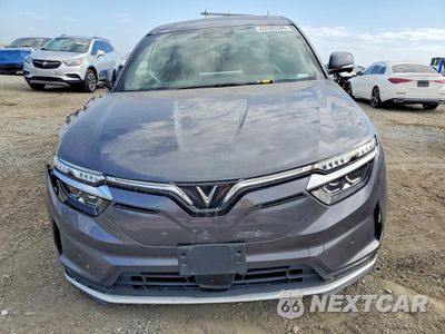 Piąte zdjęcie samochodu w środku: 2023 VINFAST VF 8 PLUS VIN:RLLV1AFA2PH003007 - miniatura