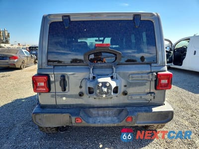 Zdjęcie 6 z 13 samochodu: 2018 JEEP WRANGLER UNLIMITED SAHARA VIN:1C4HJXEG7JW271795 - miniatura