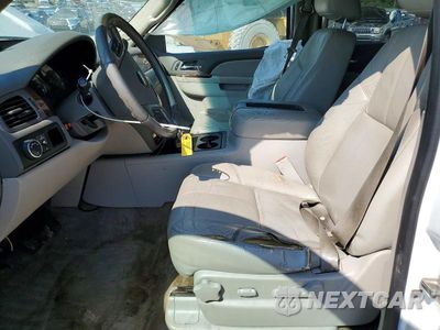 Zdjęcie 7 z 14 samochodu: 2012 CHEVROLET TAHOE C1500 LT VIN:1GNSCBE08CR131494 - miniatura