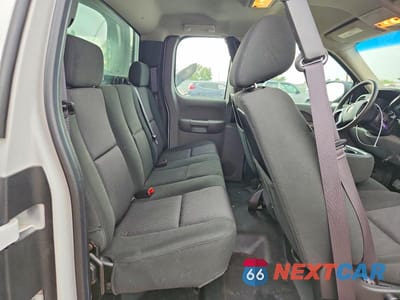 Zdjęcie 10 z 12 samochodu: 2013 CHEVROLET SILVERADO C1500 VIN:1GCRCPEX5DZ200676 - miniatura