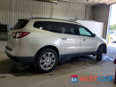 Trzecie zdjęcie samochodu z tyłu: 2015 CHEVROLET TRAVERSE LT VIN:1GNKRGKD6FJ236153 - miniatura