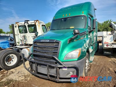 2019 FREIGHTLINER CASCADIA 126 3AKJHHDR8KSHU7271 - główne zdjęcie licytacji z USA - miniatura