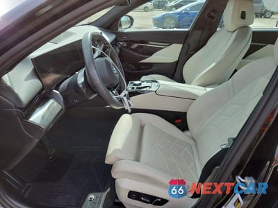Zdjęcie 7 z 12 samochodu: 2024 BMW 530 I VIN:WBA43FJ04RCS78094 - miniatura