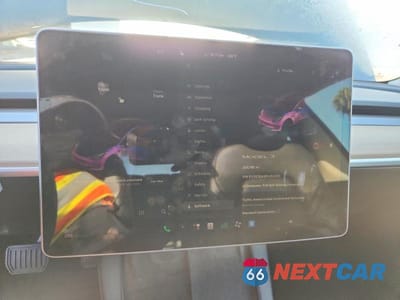 Zdjęcie 9 z 12 samochodu: 2023 TESLA MODEL 3 VIN:5YJ3E1EA9PF453390 - miniatura