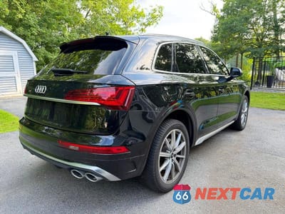 Czwarte zdjęcie samochodu z boku: 2021 AUDI SQ5 PREMIUM PLUS VIN:WA1B4AFY9M2015763 - miniatura