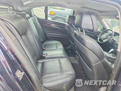 Zdjęcie 10 z 12 samochodu: 2012 BMW 750 XI VIN:WBAKC6C58CDX99496 - miniatura