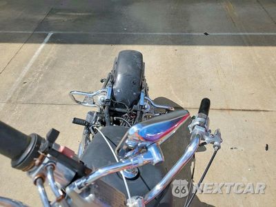 Piąte zdjęcie samochodu w środku: 2000 HONDA VT1100 T VIN:1HFSC3701YA201084 - miniatura