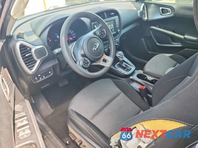 Zdjęcie 8 z 12 samochodu: 2021 KIA SOUL S VIN:KNDJ23AU3M7796984 - miniatura