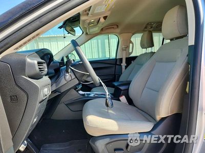 Zdjęcie 7 z 13 samochodu: 2021 FORD EXPLORER VIN:1FMSK7BH2MGA39860 - miniatura