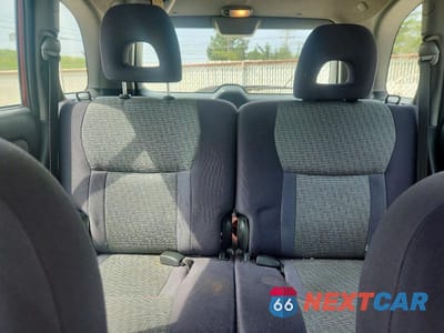 Zdjęcie 10 z 13 samochodu: 2005 TOYOTA RAV4 BASE VIN:JTEGD20V450059274 - miniatura