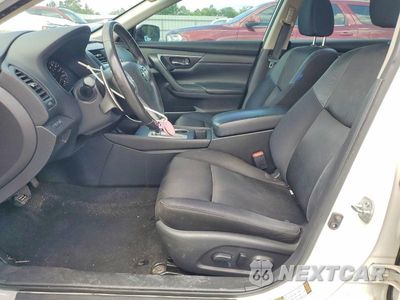 Zdjęcie 7 z 12 samochodu: 2016 NISSAN ALTIMA 2.5 SR VIN:1N4AL3APXGC290688 - miniatura