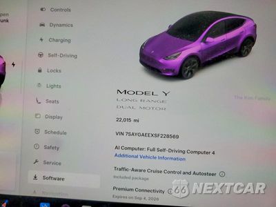 Zdjęcie 9 z 12 samochodu: 2025 TESLA MODEL Y VIN:7SAYGAEEXSF228569 - miniatura