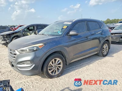 2017 HYUNDAI TUCSON SE KM8J33A44HU266166 - główne zdjęcie licytacji z USA - miniatura