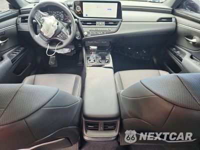 Zdjęcie 8 z 12 samochodu: 2025 LEXUS ES 300H BASE VIN:58ADA1C16SU069641 - miniatura