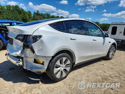 Piąte zdjęcie samochodu w środku: 2023 TESLA MODEL Y VIN:7SAYGDEE1PA185357 - miniatura
