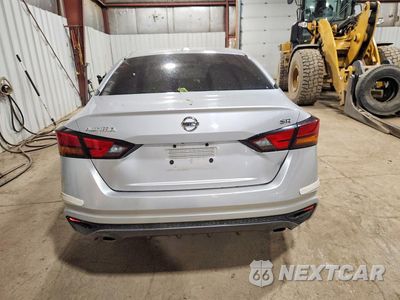 Zdjęcie 6 z 12 samochodu: 2019 NISSAN ALTIMA SR VIN:1N4BL4CV8KC177109 - miniatura