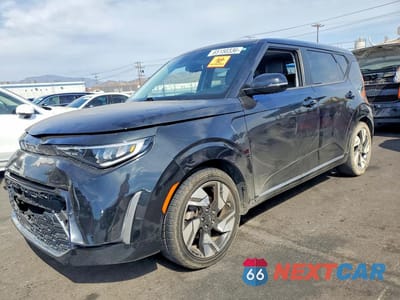 2023 KIA SOUL GT LINE KNDJ53AU0P7841844 - główne zdjęcie licytacji z USA - miniatura