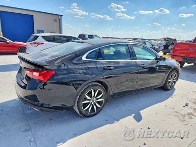Trzecie zdjęcie samochodu z tyłu: 2020 CHEVROLET MALIBU RS VIN:1G1ZG5STXLF151767 - miniatura